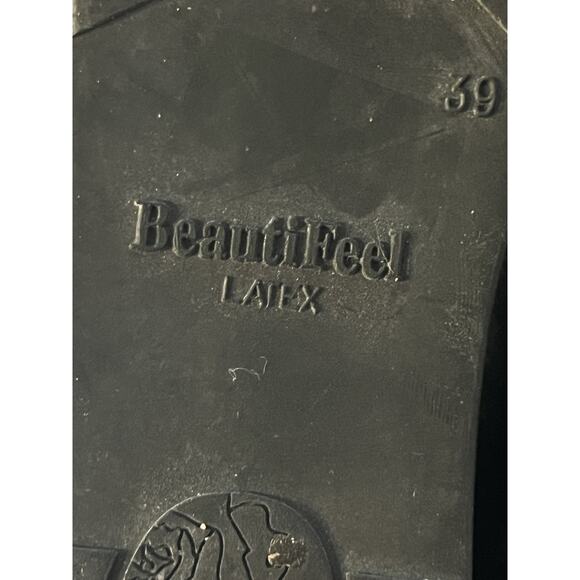 BeautiFeel Black Ankle Boots •39/8.5•Snakeskin Embossed Accent Flats Leather EXC - Picture 9 of 10